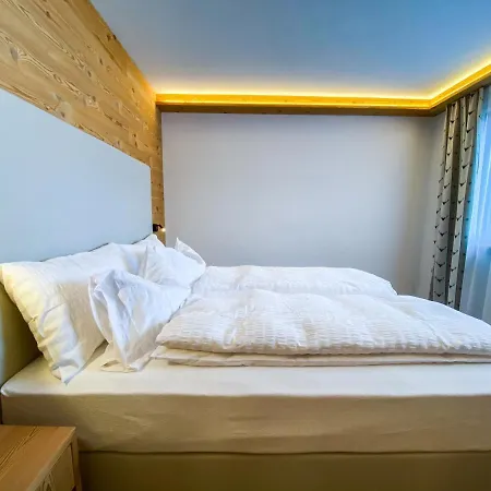 Lares Garden House Apartment *