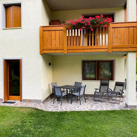 Lares Garden House * Madonna di Campiglio