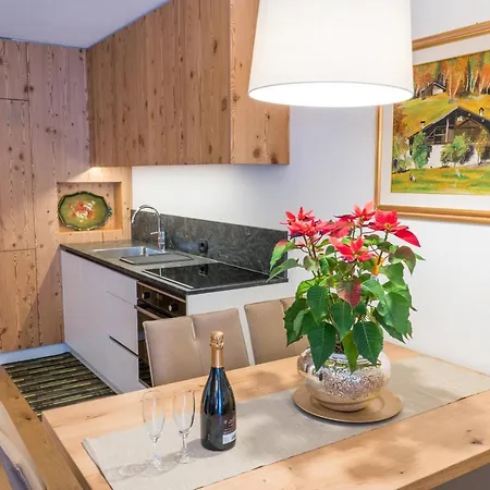 Lares Garden House Appartement Madonna