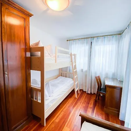 Appartement Lares Garden House Madonna